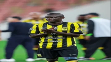 تأثير كبير ضربتين في الراس تهدد نجمين عالميين بعد بنزيما وكانتي